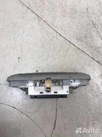 Плафон внутреннего освещения Ford Focus