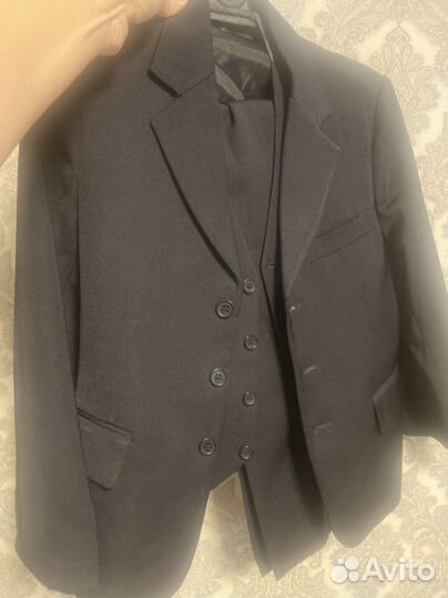 Школьный костюм