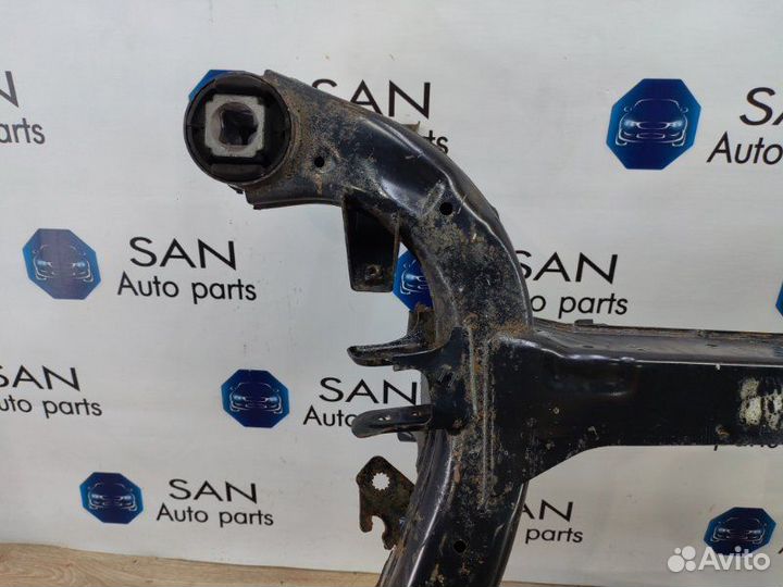 Подрамник задний Bmw X5 E70 N52B30AF 2009