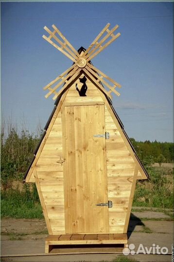 Уличный туалет деревянный LXK