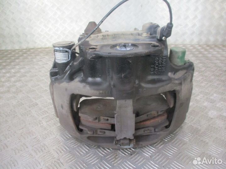 Суппорт передний левый KAMAZ k031678