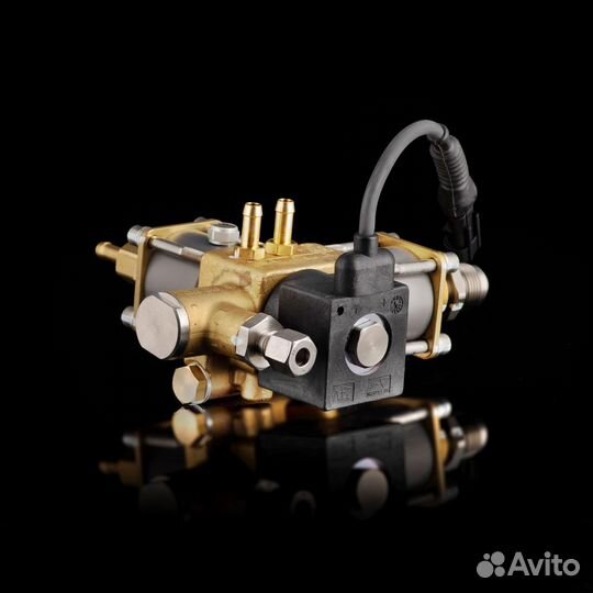 Газовый редуктор высокого давления K4L00-1113240-P