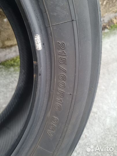 Yokohama dB Decibel E70 215/60 R16