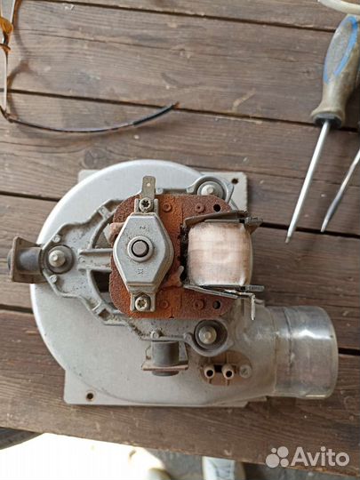 Вентилятор на газовый котел AEG