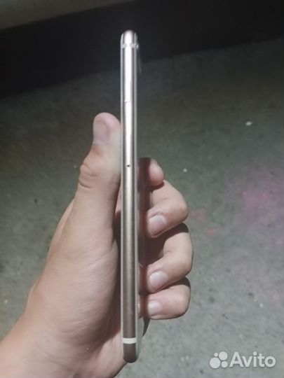 iPhone 8 Plus, 64 ГБ