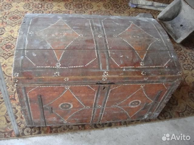 Сундук Вятской работы