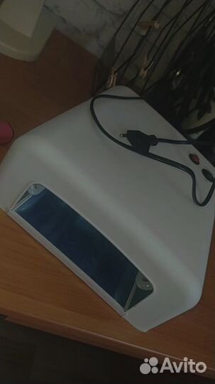 Уф лампа для ногтей