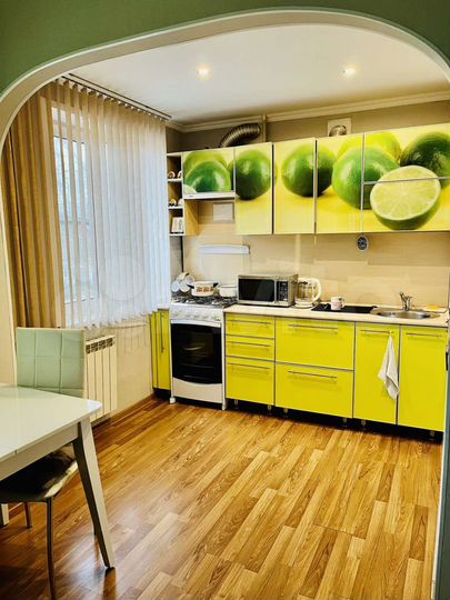 2-к. квартира, 50 м², 2/3 эт.