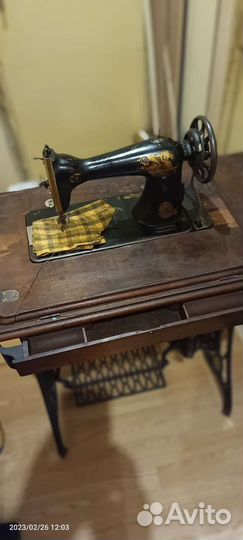 Швейная машина зингер Singer