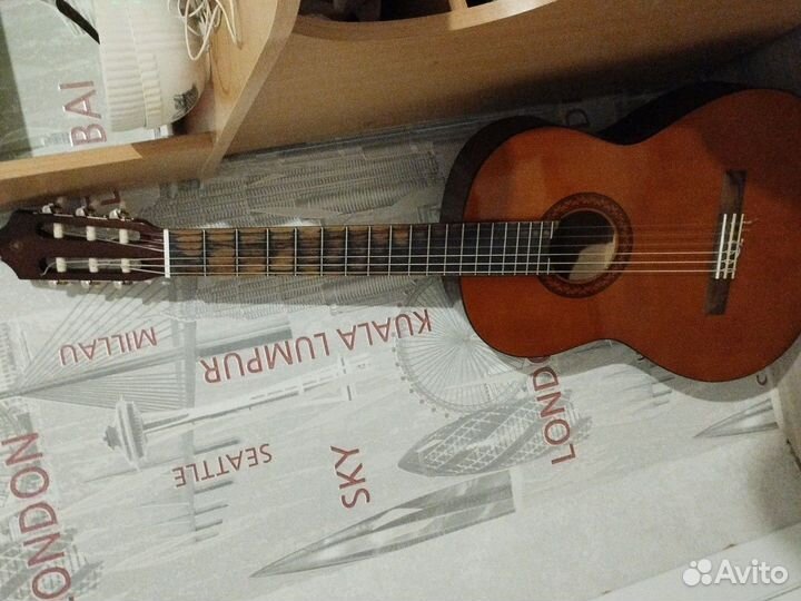 Классическая гитара yamaha c40