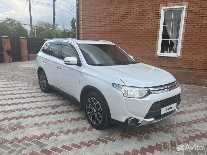 Mitsubishi Outlander 3.0 AT, 2014, 150 000 км