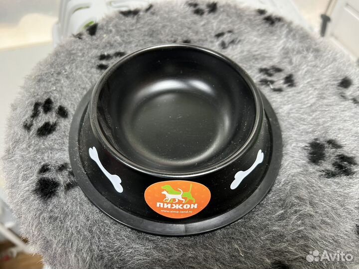 Миска железная с нескользящим основанием