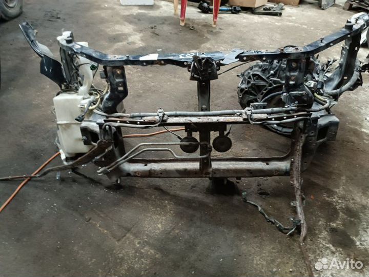 Рамка радиатора Mitsubishi Outlander CU 2002-2008