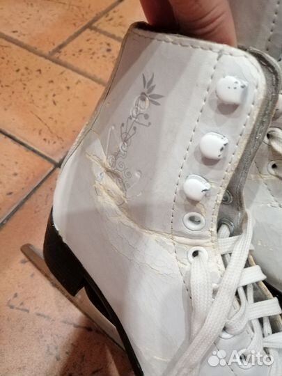 Коньки фигурные