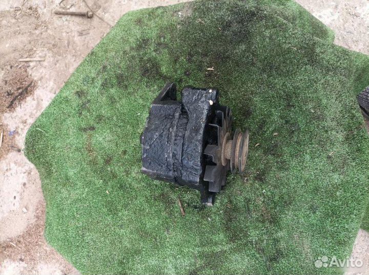 Генератор Volkswagen Transporter T4 1992