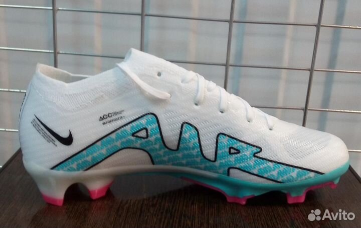 Размер 38 (24см) Nike бутсы футбольные Магазин