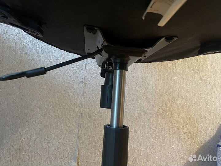 Компьютерное кресло