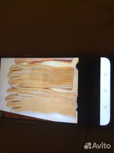 Женские шерстяные перчатки