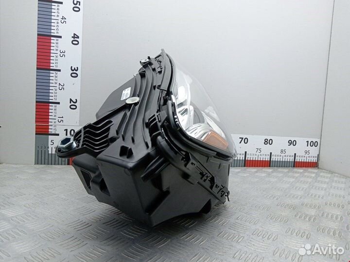 Фара правая Mercedes-Benz GLC