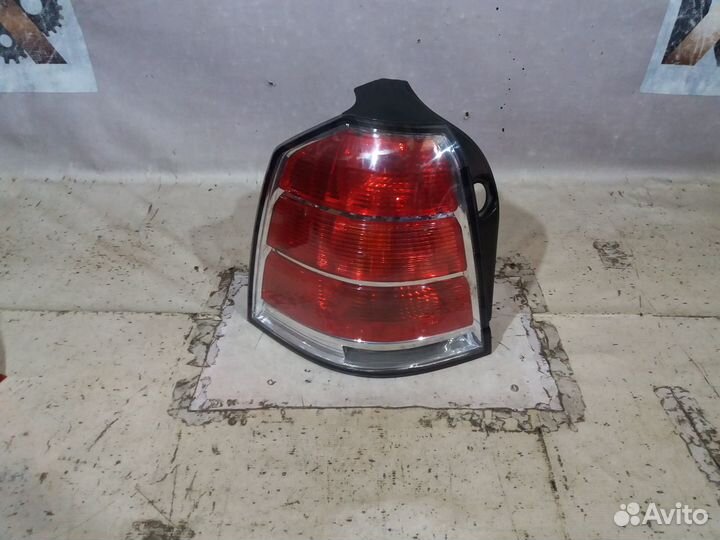 Опель Зафира B 2006- Фонарь левый 21888