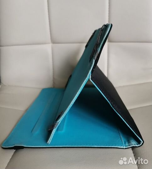 Чехлы для планшетов 8/ 9