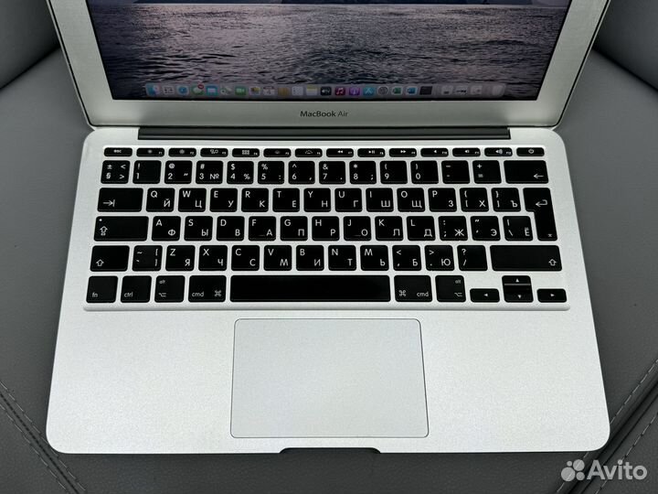 MacBook Air 11 2013 256гб