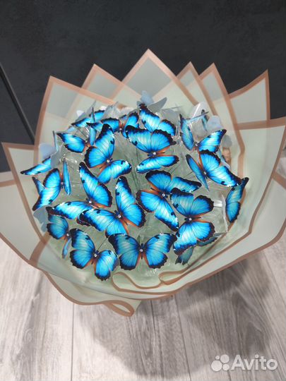 Готовый букет из бабочек