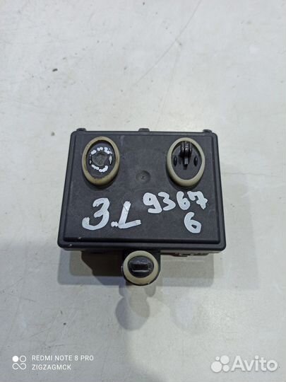 Блок управления двери (задний левый) (Audi Q8)