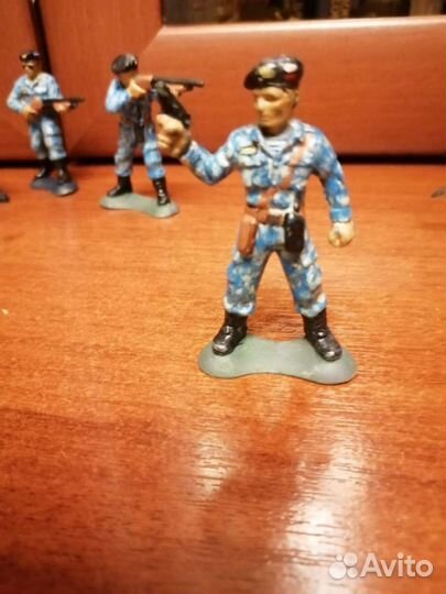 Наборы фигурок 