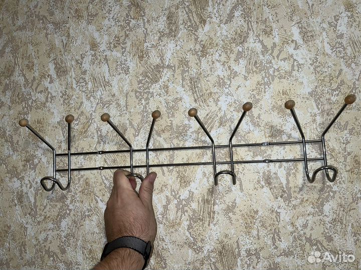 Вешалка настенная классная