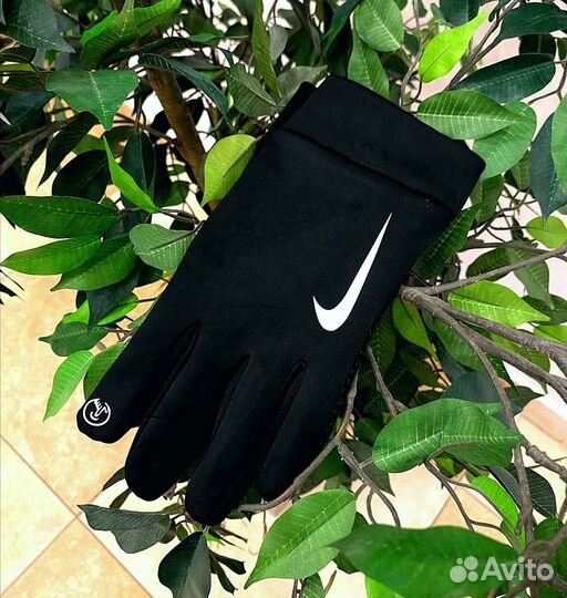 Зимние теплые перчатки