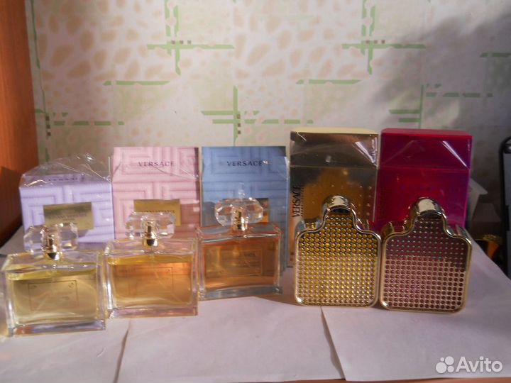 Versace.V.Secret.Valentino.Viktor&Rolf. V.Wang