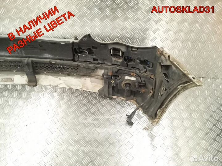 Бампер передний Mercedes Benz W203 Дорестайлинг