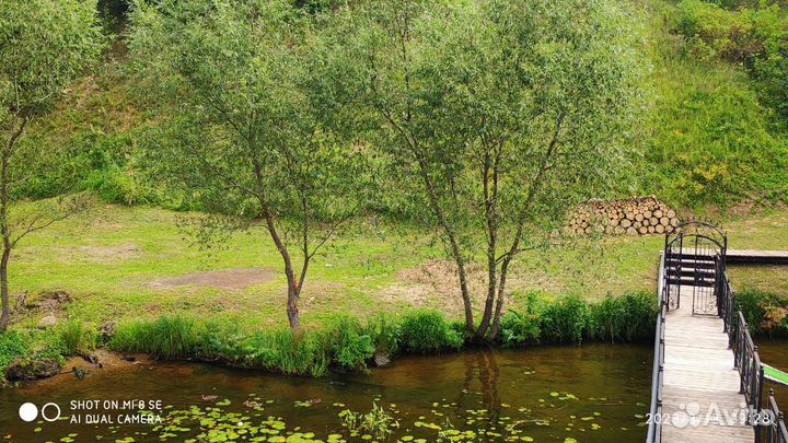 Место стоянка для катера лодки причал 