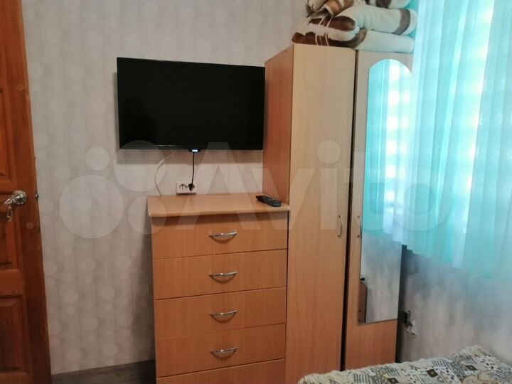 Комната 10 м² в 3-к., 2/2 эт.