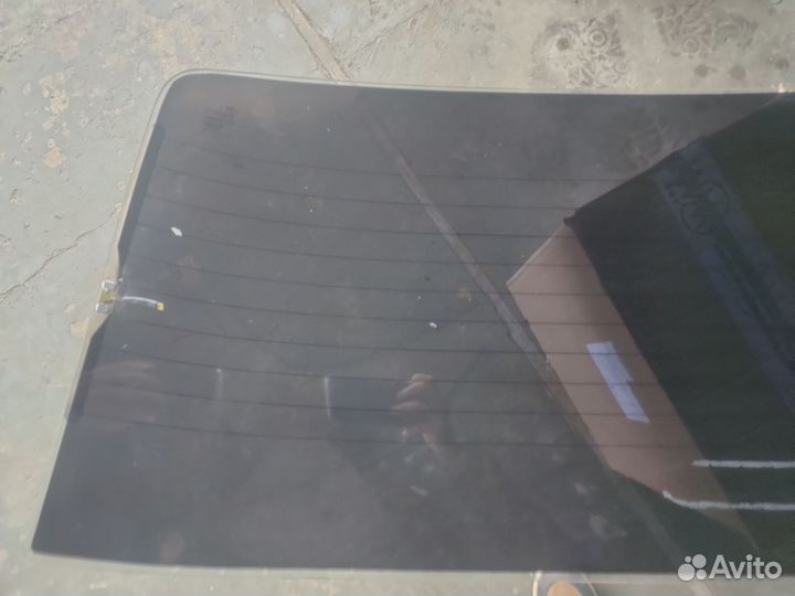 Заднее стекло ваз 2107