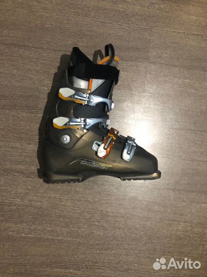 Горнолыжные ботинки salomon perfoma 8