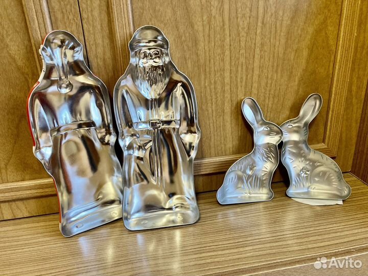 Жестяная коробка новогодняя для конфет