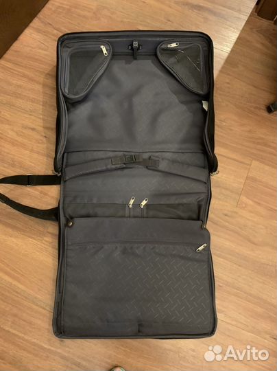 Чехол для хранения одежды