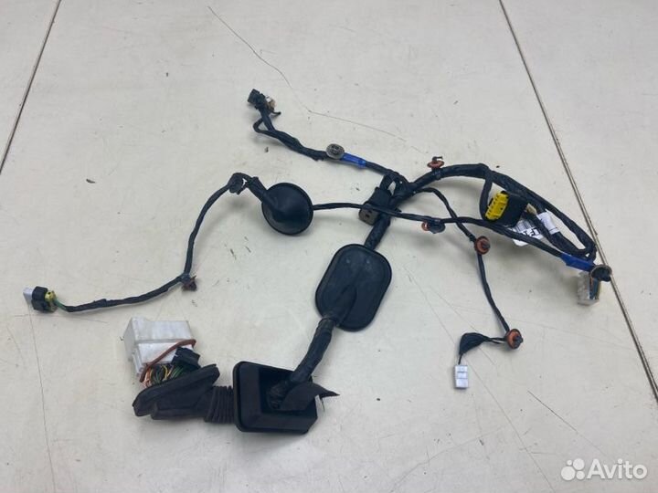 Проводка двери передняя левая Kia Ceed G4fcaz16956