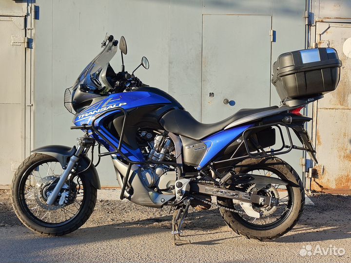 Honda XL700VA Transalp