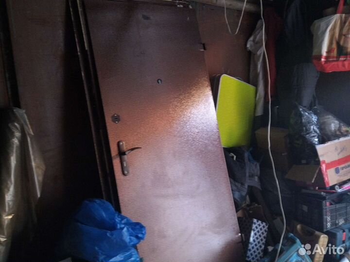 Дверь входная металлическая нестарданая