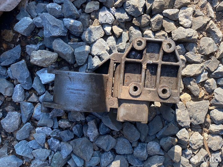 Кронштейн гур chery amulet a15