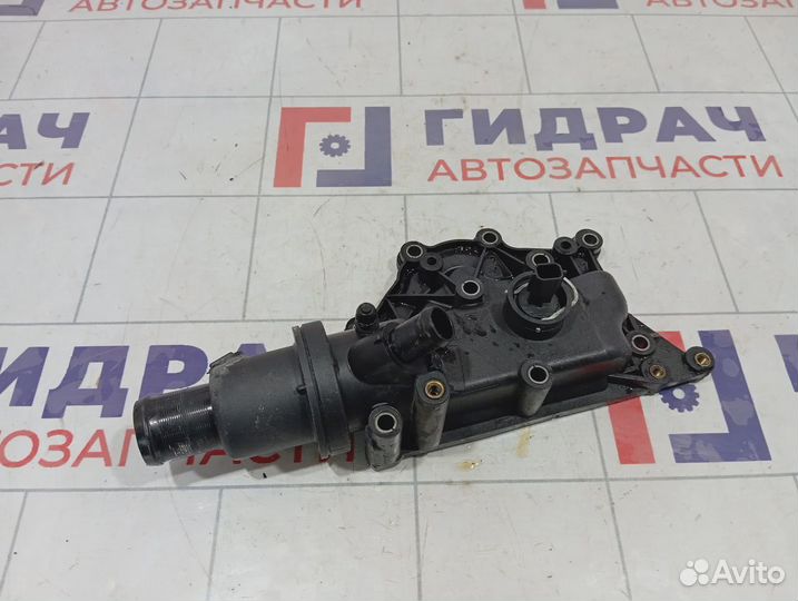 Корпус термостата Renault Megane 3 8200700094