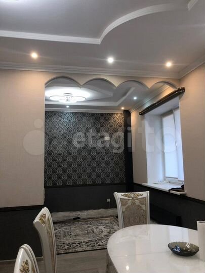 3-к. квартира, 80 м², 2/8 эт.