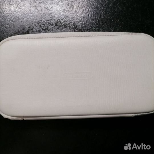 Портативная приставка Nintendo switch lite