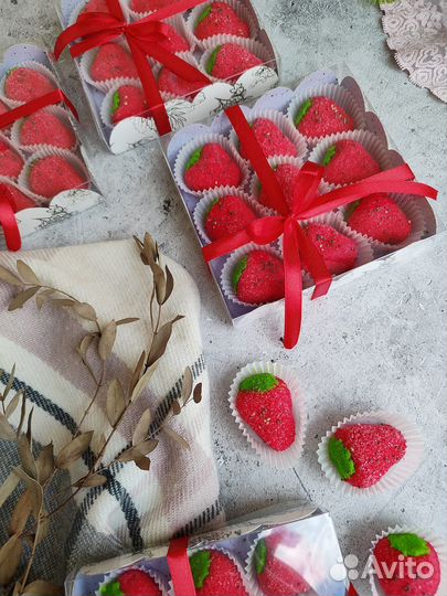 Скраб, мыло ручной работы, вазы из гипса подарки