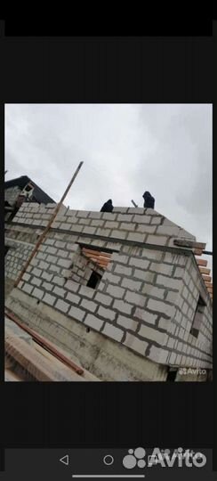 Бригада строителей