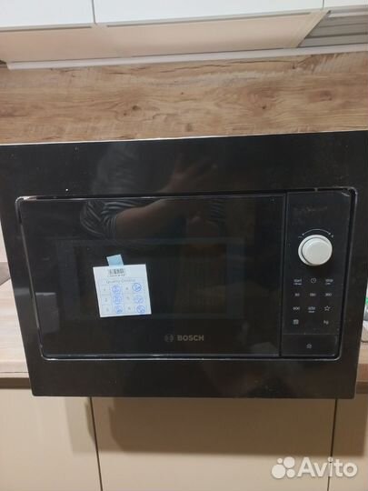 Продам встроенную микроволновую печь Bosh