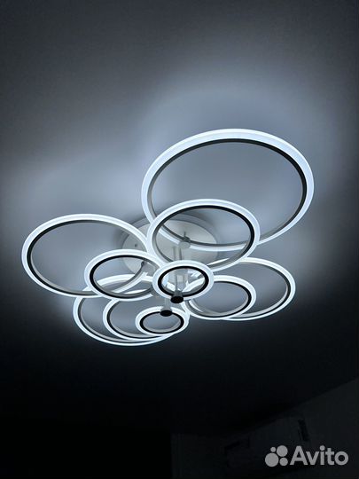 Светодиодная Люстра Кольца светильник